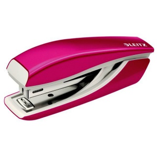 Zszywacz metalowy mini Leitz New NeXXt WOW, Różowy, Zszywacze, Drobne akcesoria biurowe