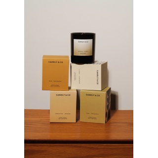 Świeca sojowa w szkle CANDLY&CO, bez cytatu, zapach No.4, 250g, Świece, Wyposażenie biura