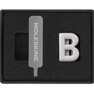 Przypinka MOLESKINE B, srebrna, Notatniki, Zeszyty i bloki
