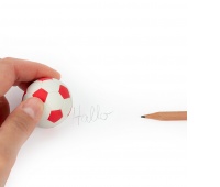 Gumka do ścierania w kształcie piłki nożnej TRENDHAUS ER, &Oslash; 3,7 cm, mix kolor&oacute;w, Szkolne, Gadżety