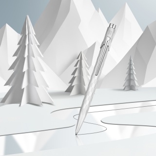 Długopis CARAN D&rsquo;ACHE 849 XMAS25 Alpine Frost, w pudełku, biały, Długopisy, Artykuły do pisania i korygowania