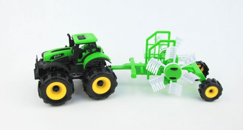 TRAKTOR Z PRZYCZEPĄ POD KLOSZEM, Pojazdy, Zabawki