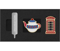 Set of 2 pins MOLESKINE Countries, UK, Teapot & Phone box
